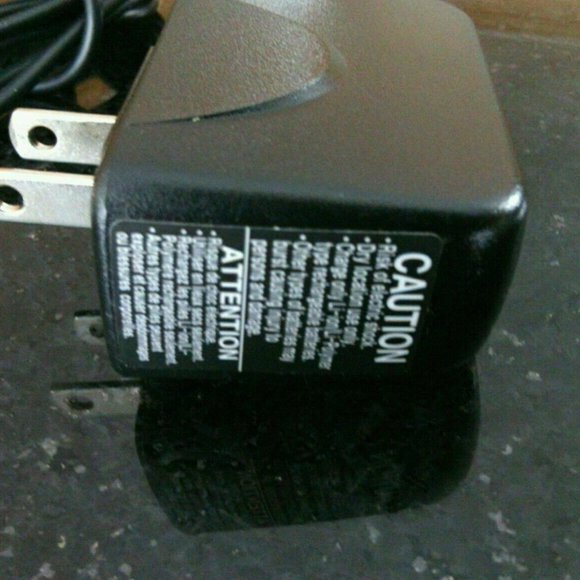 LG Travel Charger Mobile Phone STA-P52WR Plug Wall Adapter Cell Black Home Fit - Picture 3 of 16